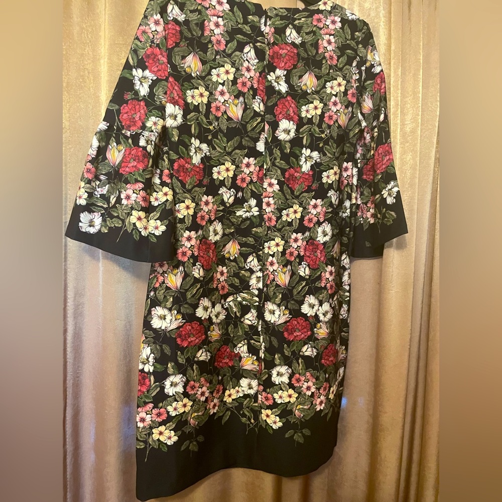Karl Lagerfeld Paris NWT Floral Bell Sleeve Shift Dress 6 Black Pink - Picture 6 of 8